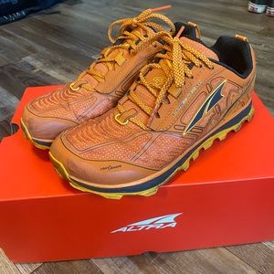 Altra Lone Peak 4.0 Waterproof trail running shoes